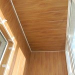 Красивые панели для потолка на балконе