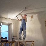 Советы как выровнять потолок своими руками