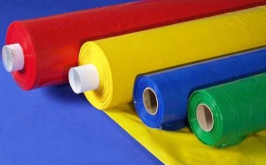 Полотно для создания натяжного потолка и его виды по типу